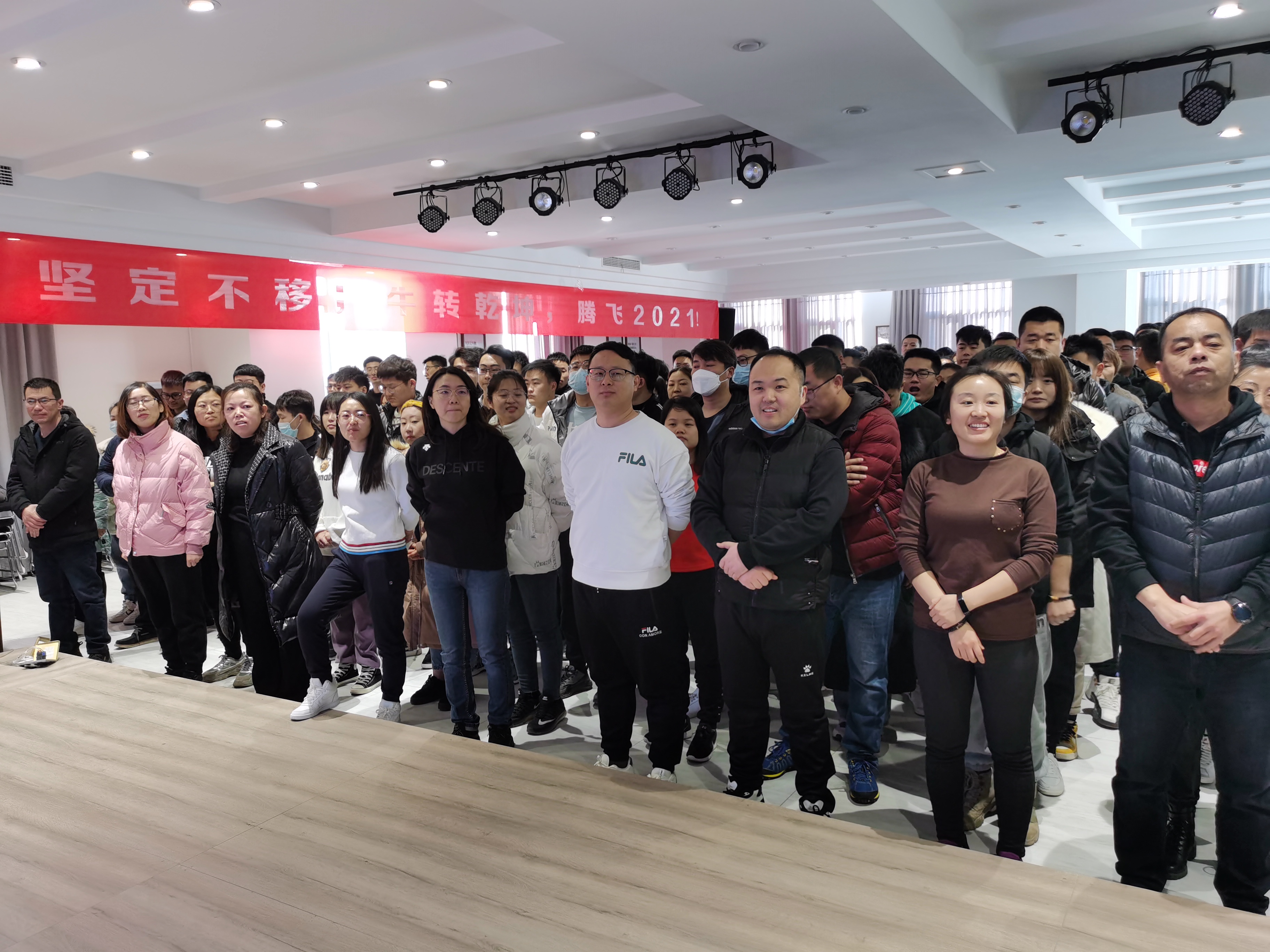 202103027fca6c4de097d8a5f9a75a4565c2e7f5.jpg
